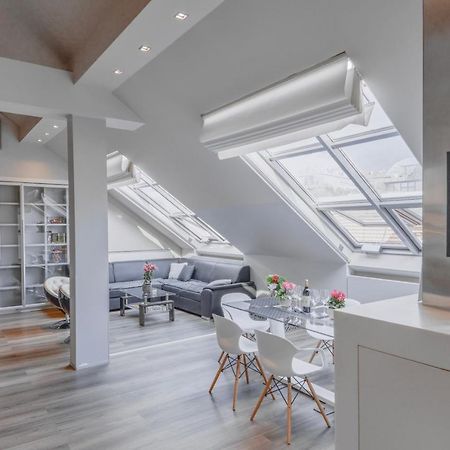 Luxury Apartment In Centre Prag Exterior foto